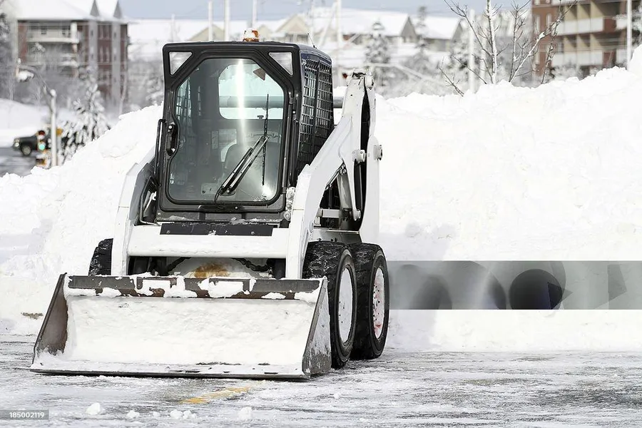 سکڈ اسٹیئر لوڈر