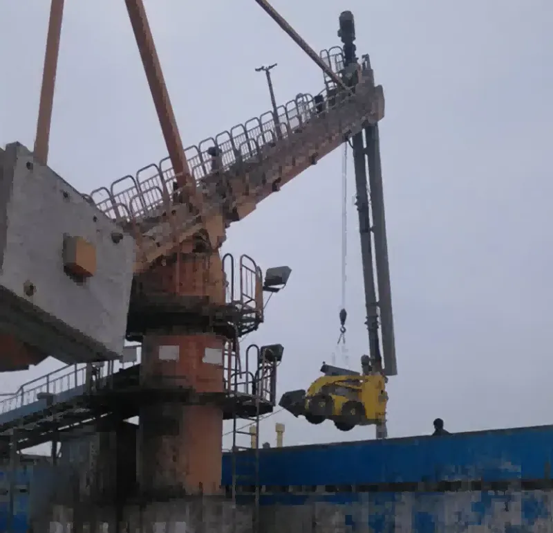 سکڈ اسٹیر لوڈر