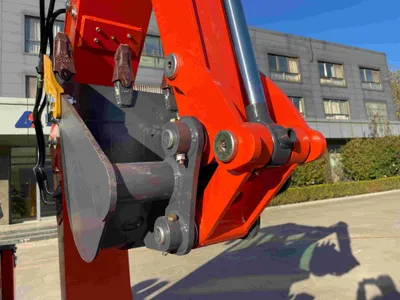 Backhoe کے ساتھ لوڈر