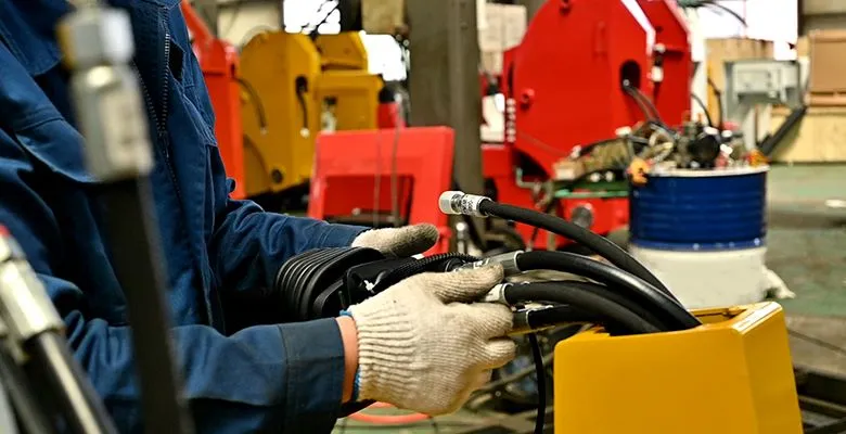 صارفین کو اعلی معیار کے مصنوع کے حل اور انجینئرنگ کی تعمیر کے حل فراہم کریں ...